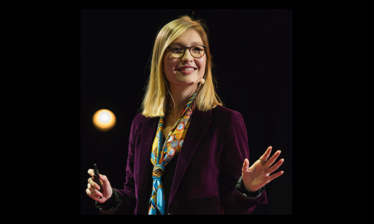 Anca-Petre-TEDX-Saclay